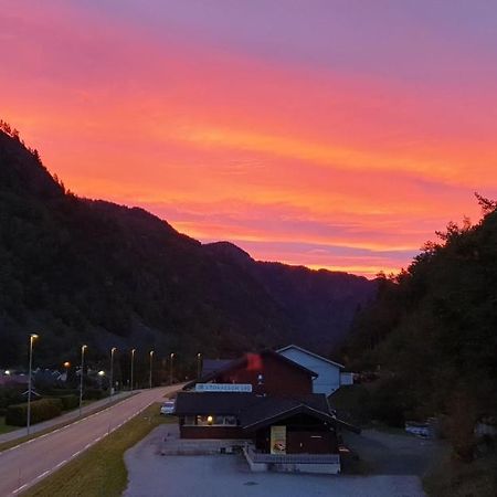 Leilighet 6 Dalen Buitenkant foto
